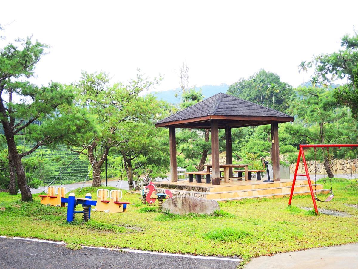 יוצ'י The Deer Resort מראה חיצוני תמונה